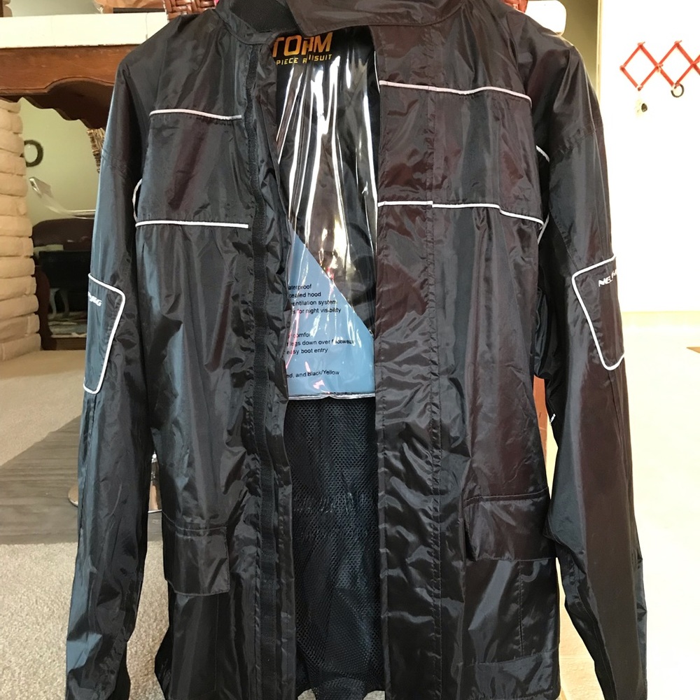 Men’s rain riding gear jacket with pants